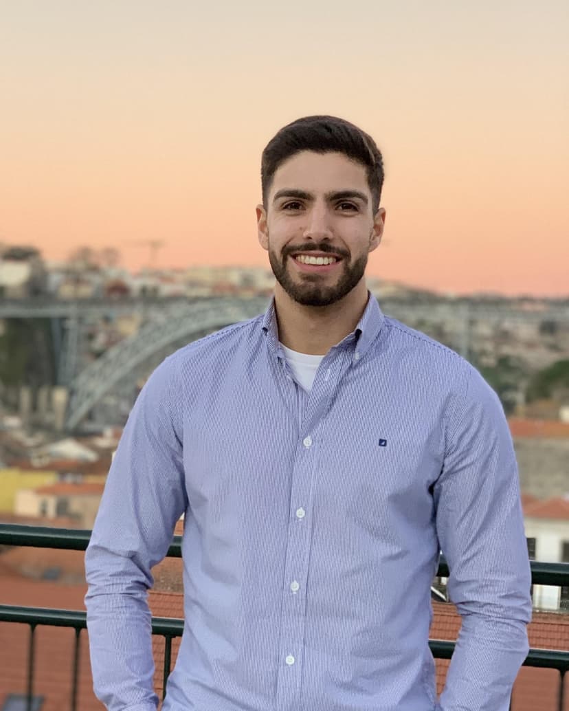 Fullpose of João Vieira